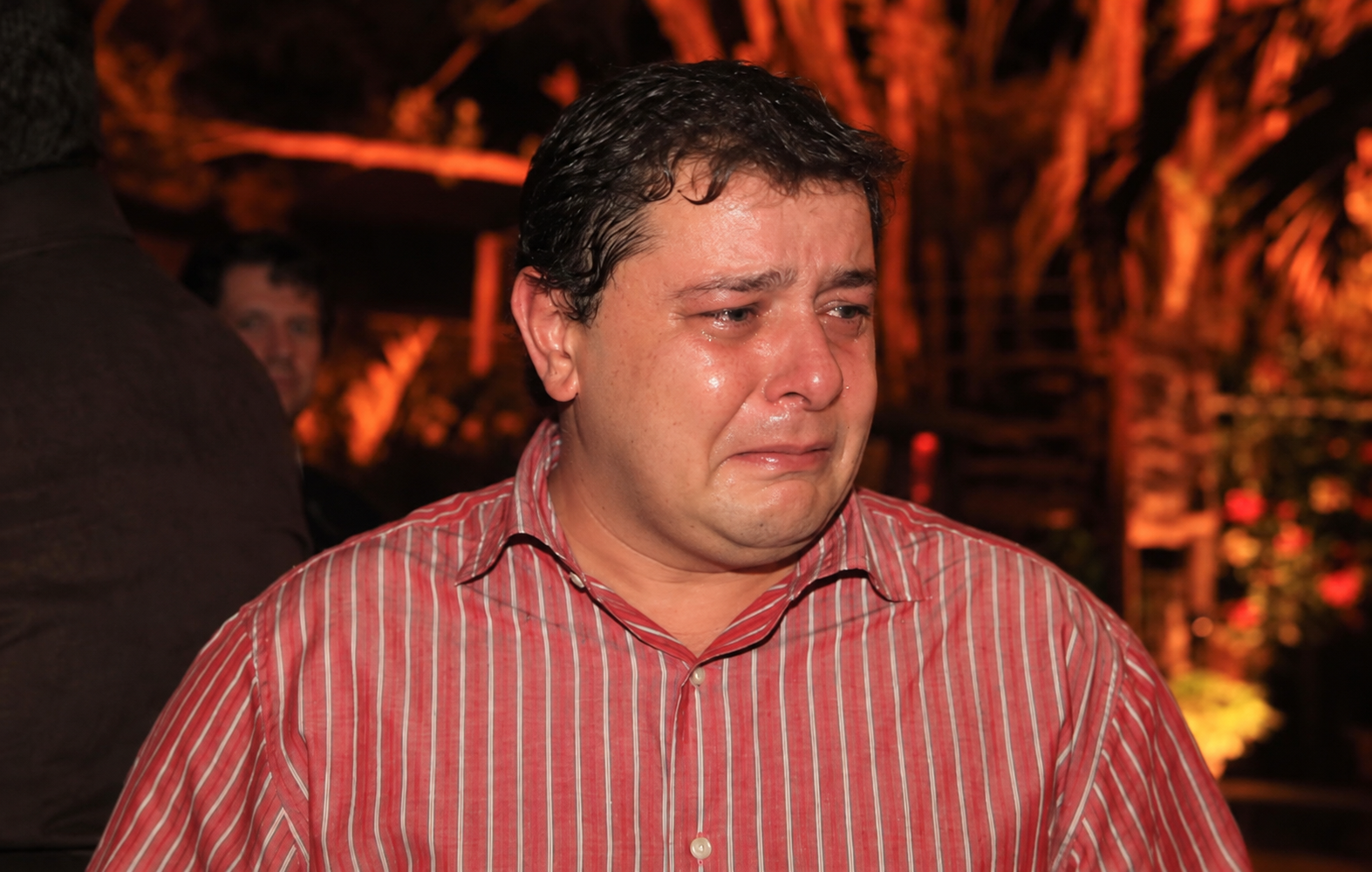 Filho do Lula Chorando